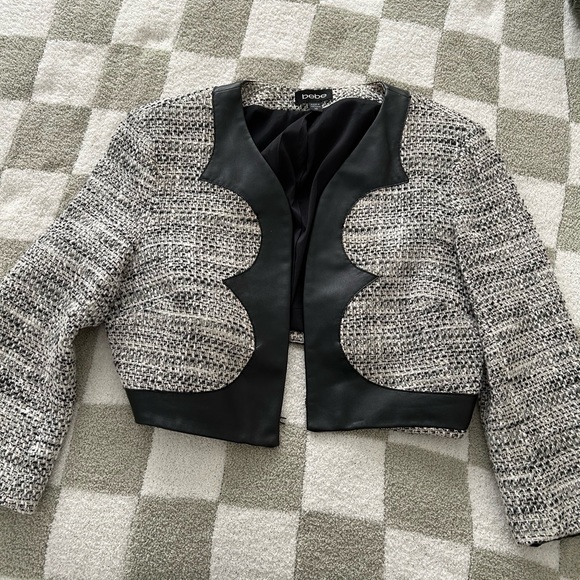Bebé cropped blazer - Picture 1 of 1